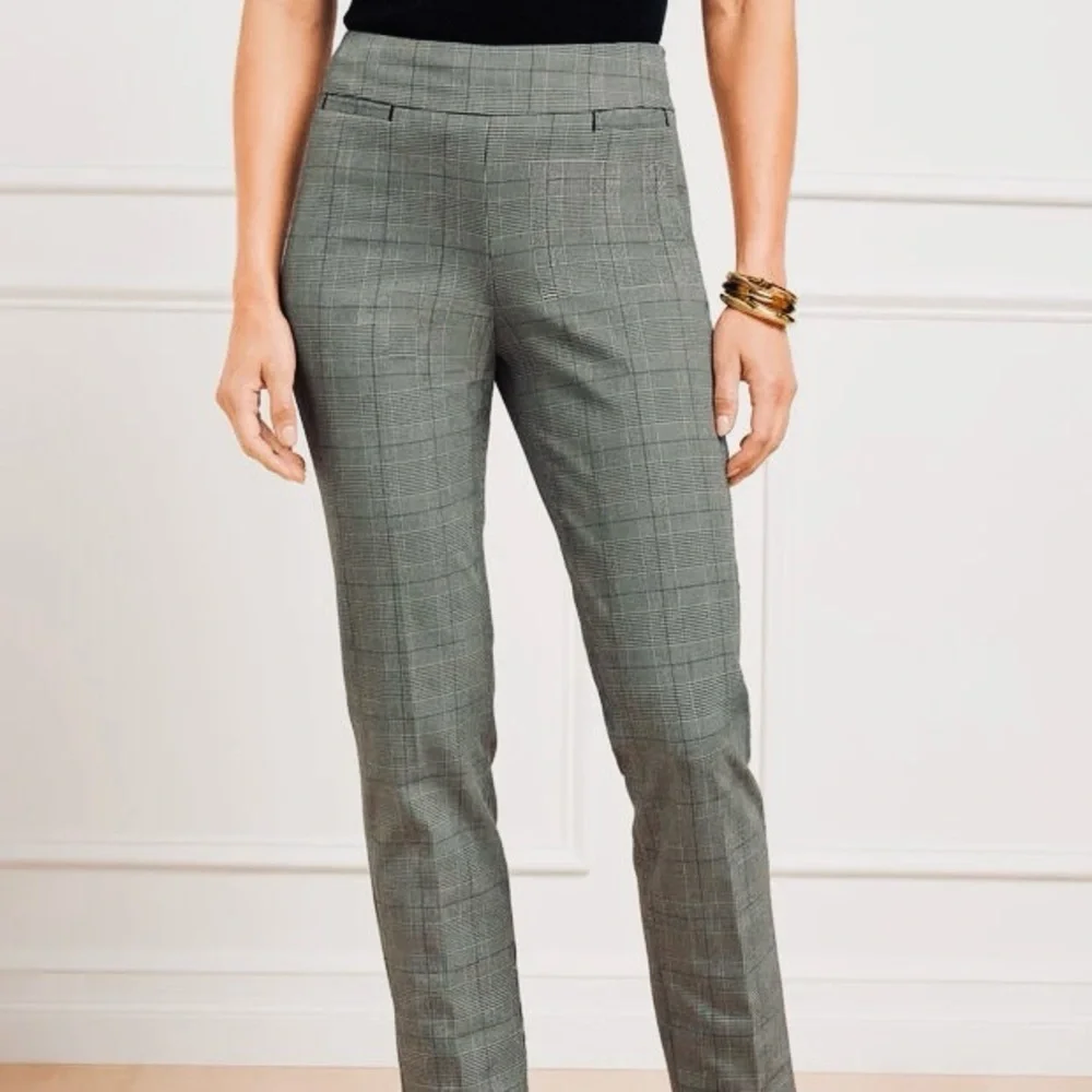 TALBOTS Chatham Ankle Pant Plaid Black White Slim Size 18 WP Petite Checkered
